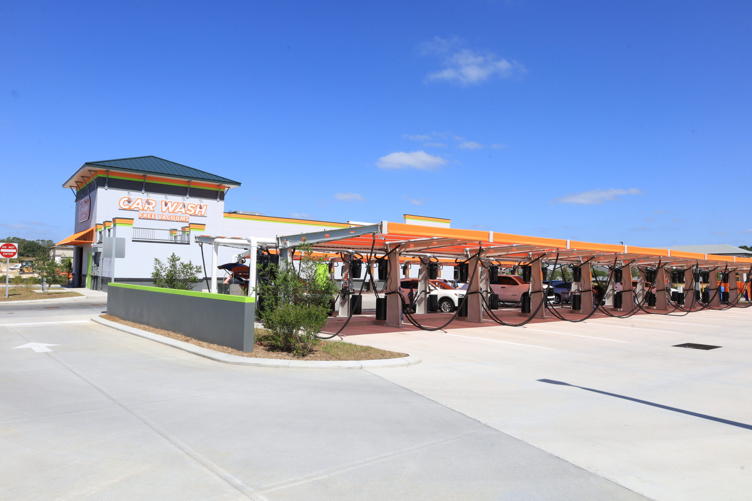 citrus valley car wash as an express car wash in Groveland Florida